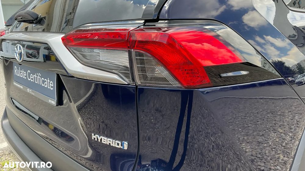 Toyota RAV4 2.5 VVT-iE 4x4 Luxury - 13
