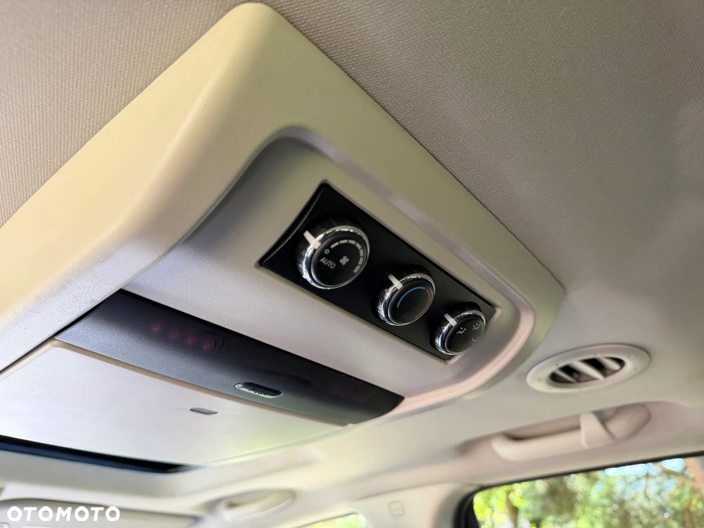 Fiat Freemont 2.0 Multijet Lounge - 25