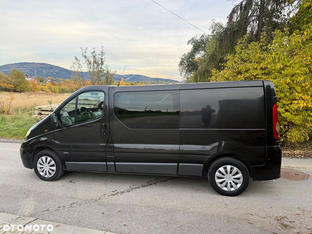 Opel Vivaro - 21