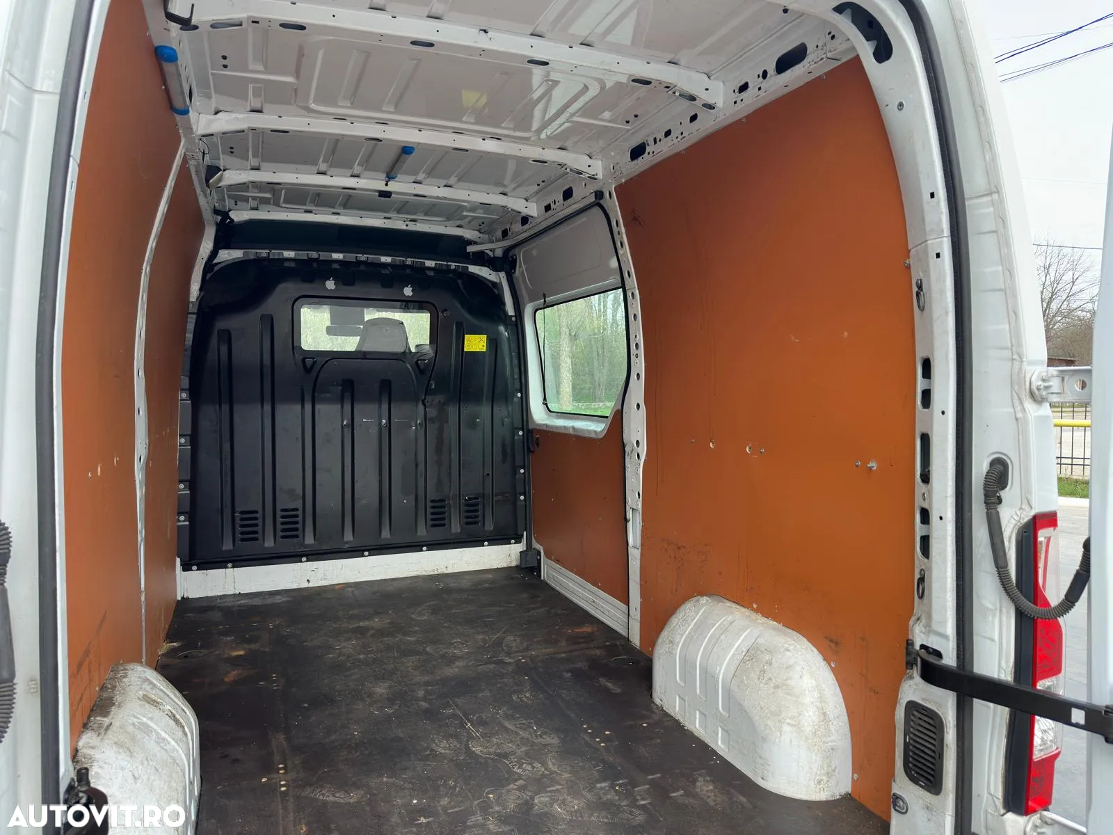 Renault Master ENERGY dCi 170 L2H2 QS VA - 11