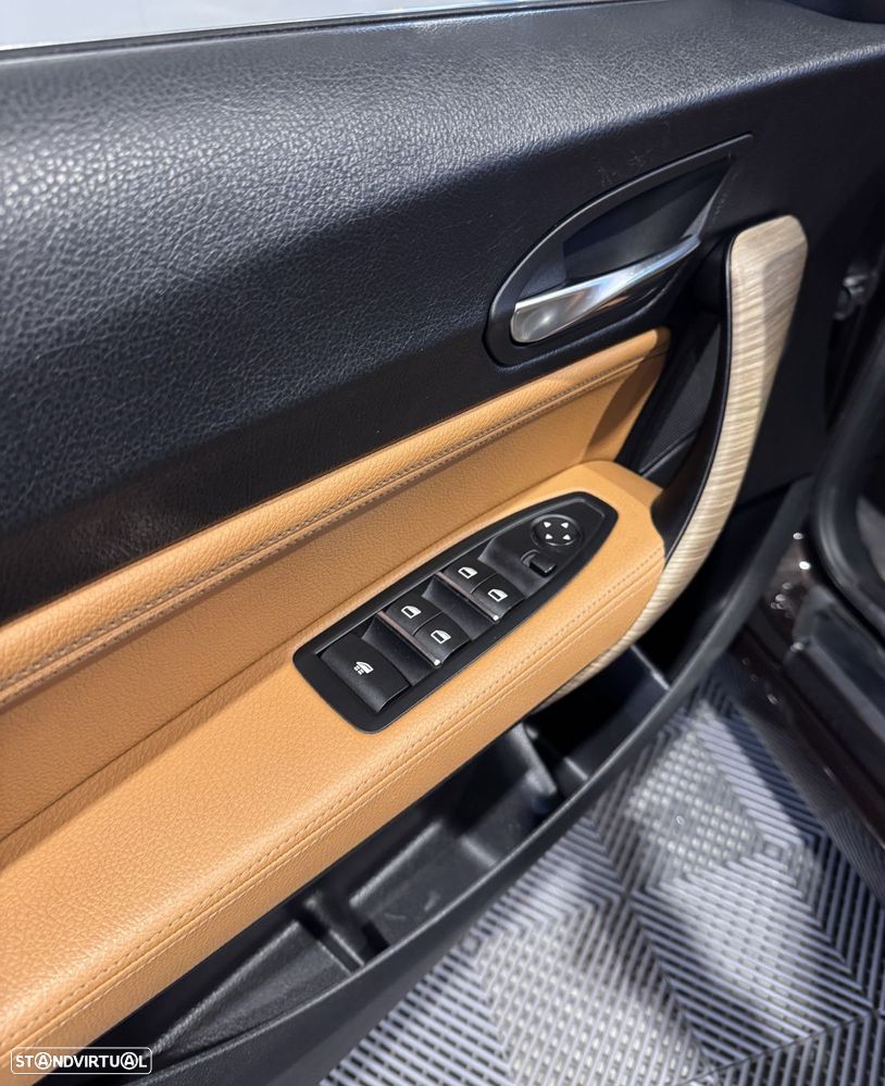 BMW 218 i Cabrio Line Luxury Auto - 33