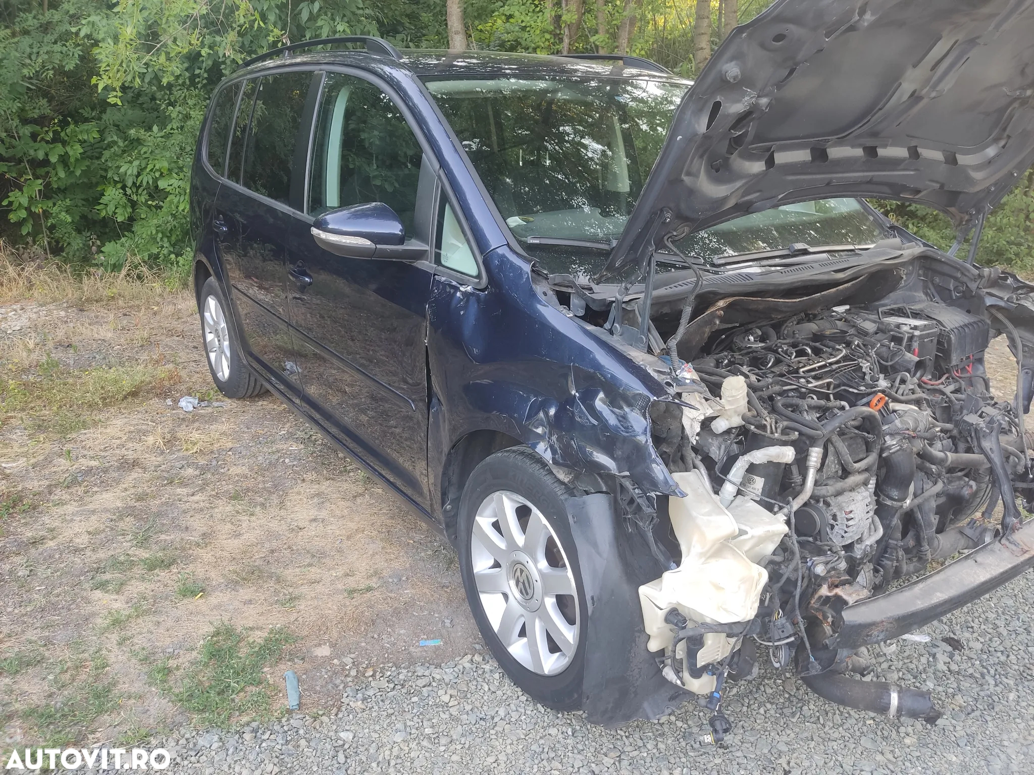 Volkswagen Touran 1.6 TDI DPF DSG STYLE - 2