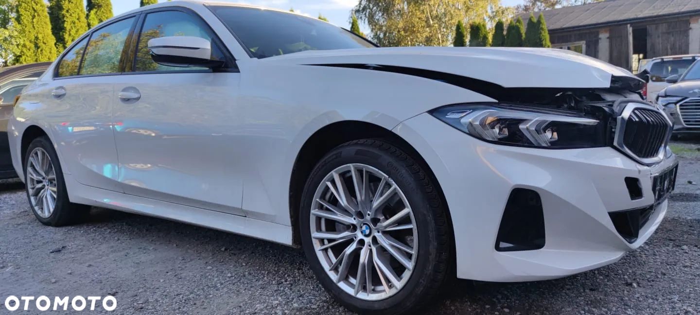 BMW Seria 3 330i xDrive sport - 1