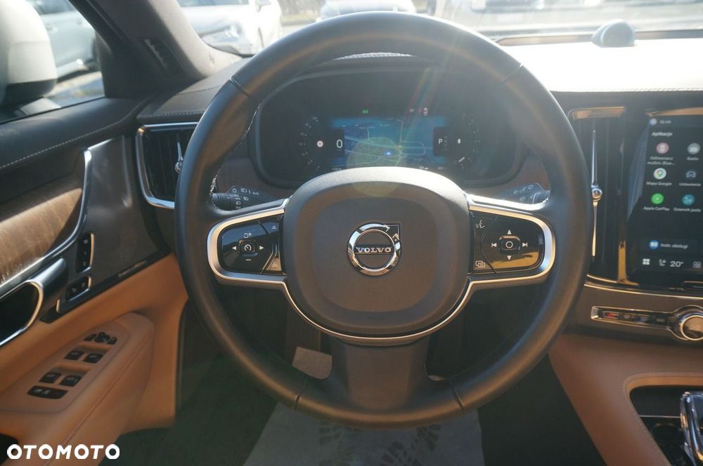Volvo V90 Cross Country B5 D AWD Ultimate - 13
