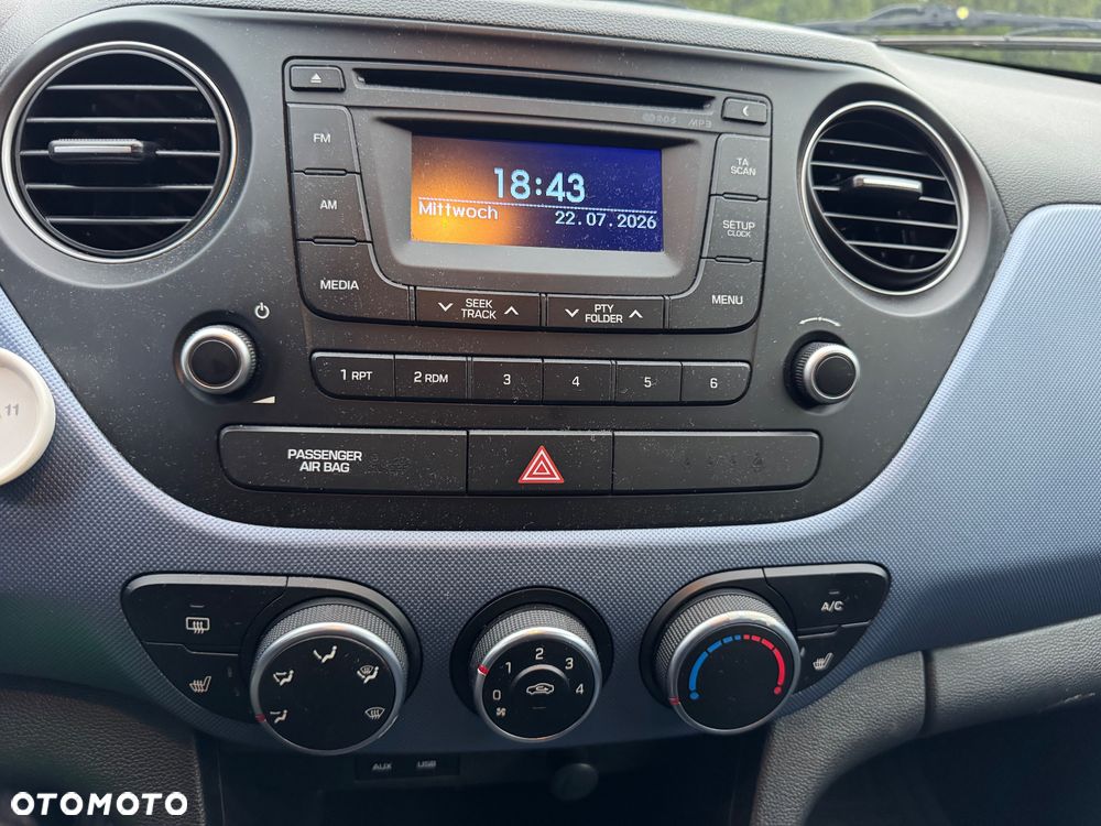 Hyundai i10 1.0 BlueDrive Premium - 32