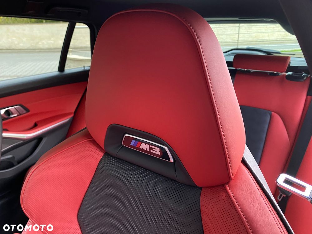 BMW M3 Competition Touring M xDrive - 32