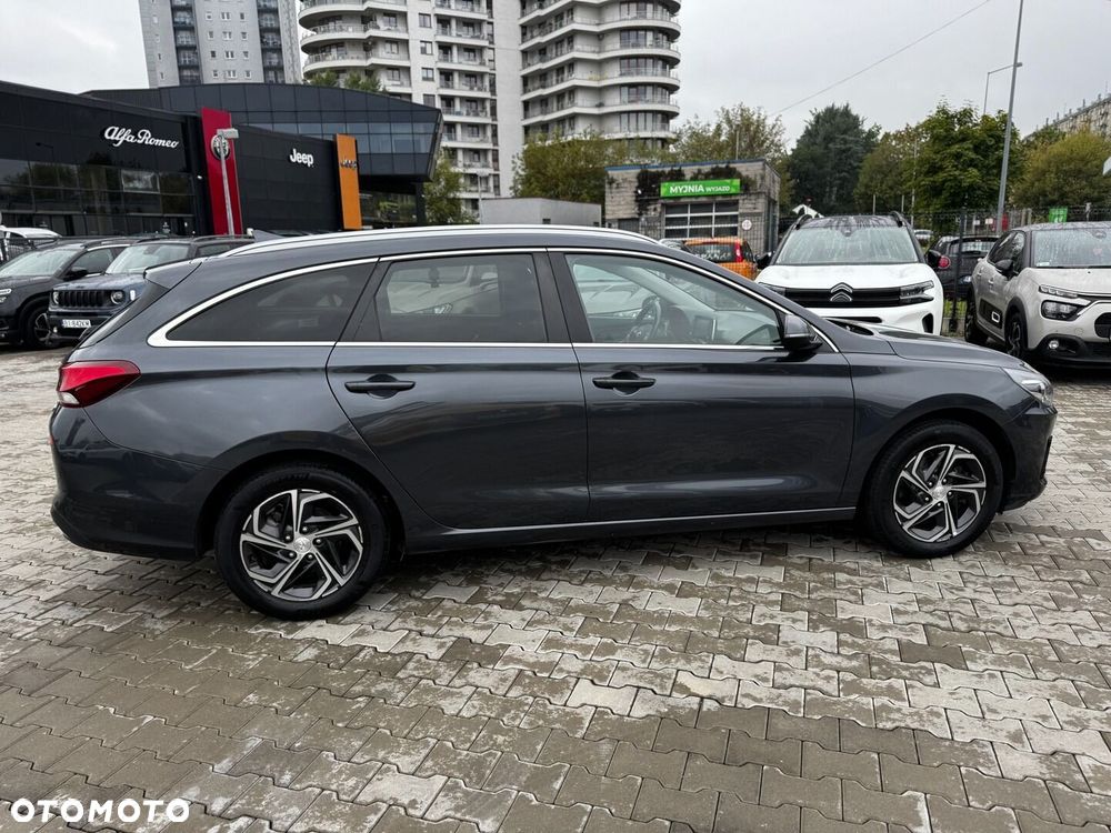 Hyundai i30 1.5 DPI Smart - 8