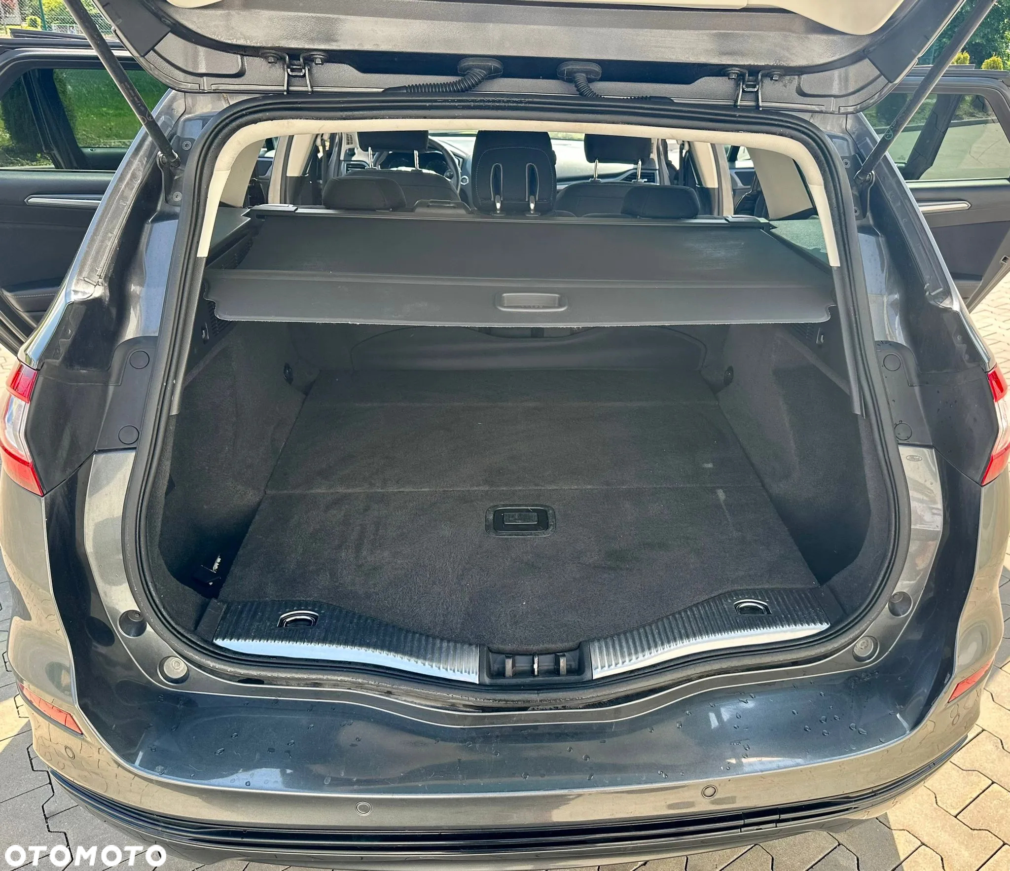 Ford Mondeo 1.5 EcoBoost Ambiente Plus - 17