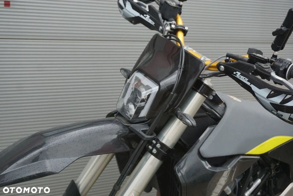 Husqvarna 701 - 16