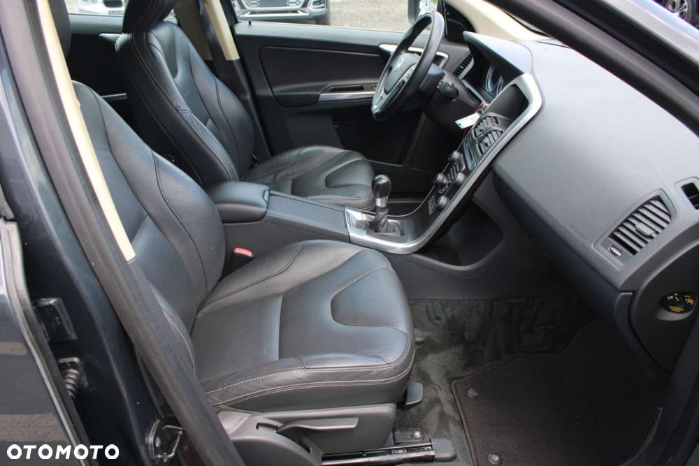 Volvo XC 60 - 34