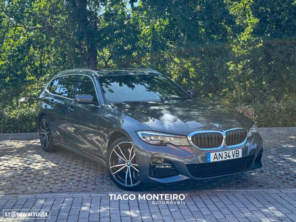 BMW 330 e Pack Desportivo M Auto - 42