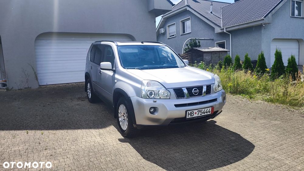 Nissan X-Trail 2.0 dCi 4x4 DPF Automatik Platinum - 32
