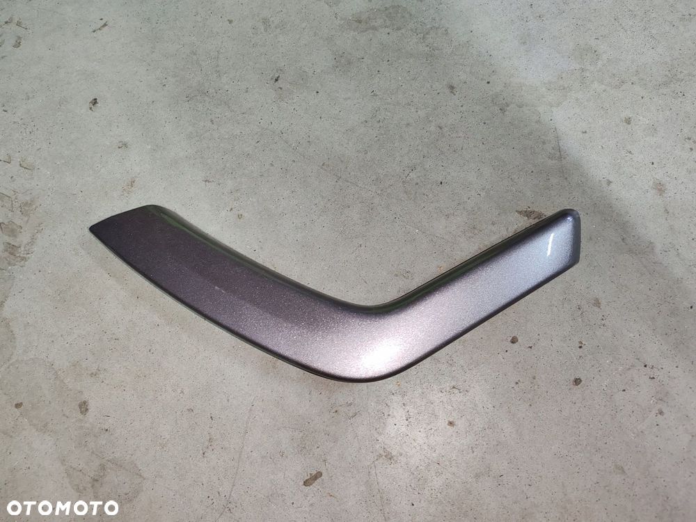 Osłona boczka dekor rączka prawa 9673871477 Peugeot 2008 I 13-16