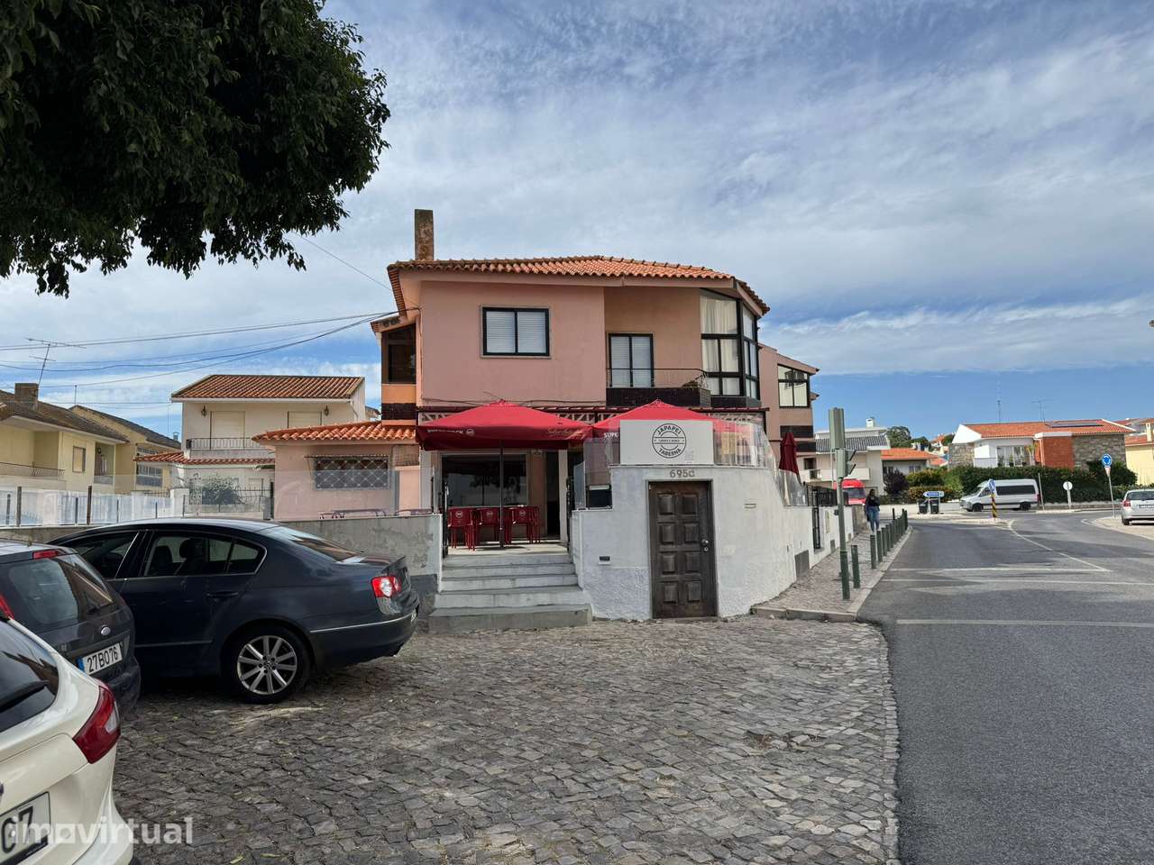 Trespasse restaurante a funcionar de cozinha portuguesa - Grande imagem: 2/10