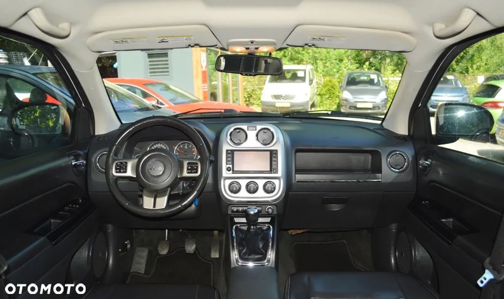 Jeep Compass - 26