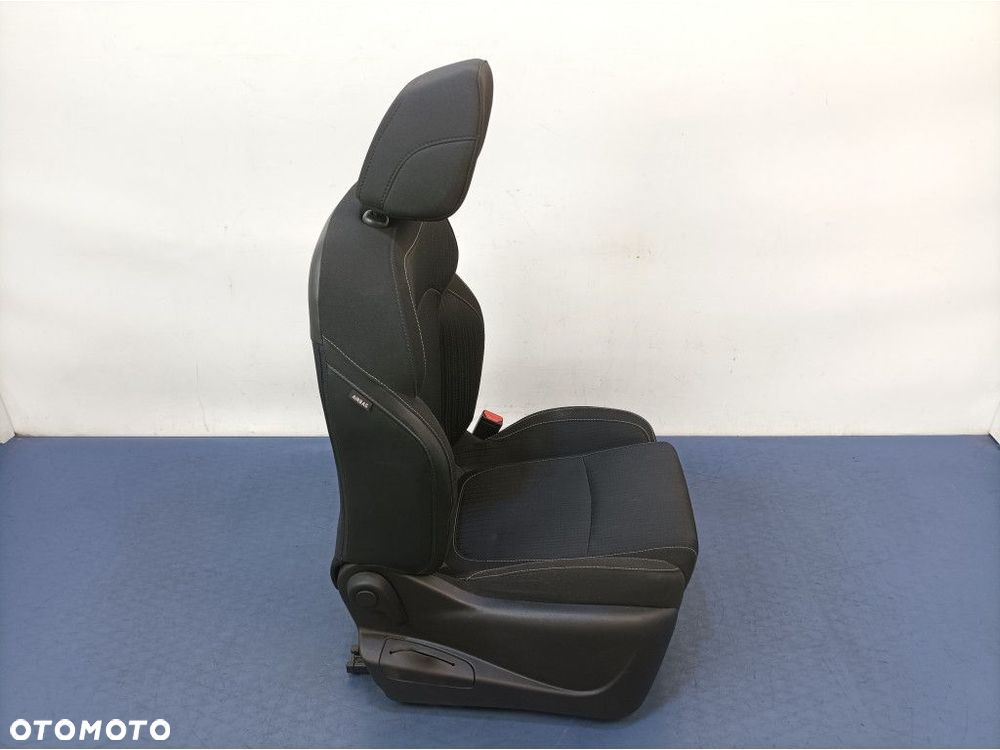 RENAULT MEGANE IV FOTEL PASAŻERA WELUR - 4