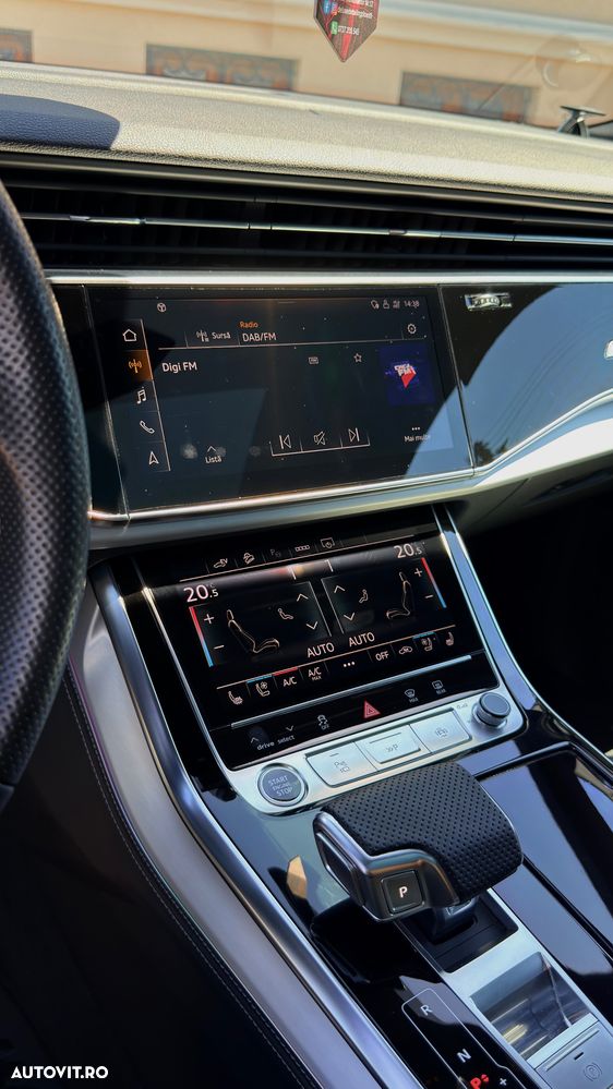 Audi Q8 3.0 55 TFSI e quattro Tiptronic - 29