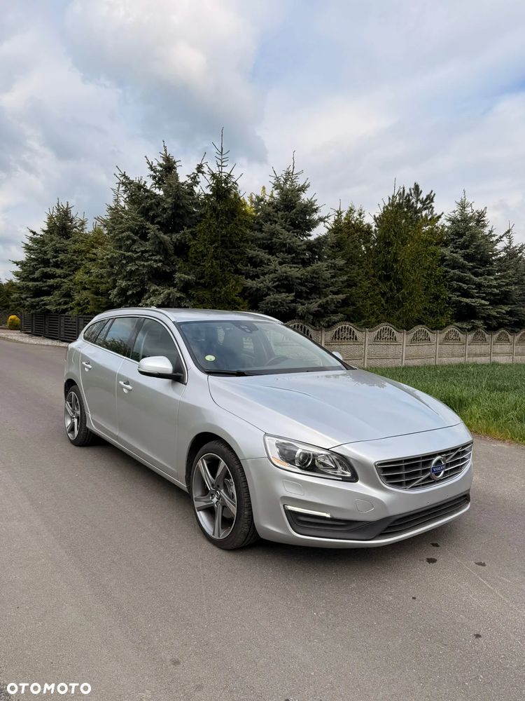 Volvo V60 D3 Kinetic - 2