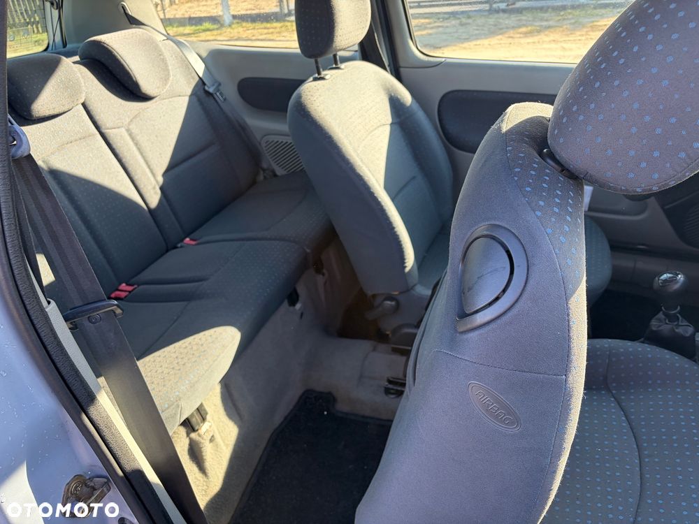 Renault Clio 1.5 dCi Privilege - 10