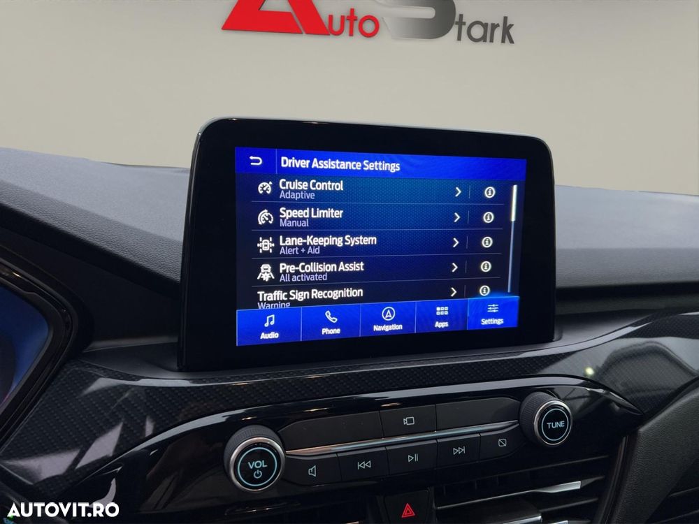 Ford Kuga 2.5 Duratec FHEV FWD ST Line - 26