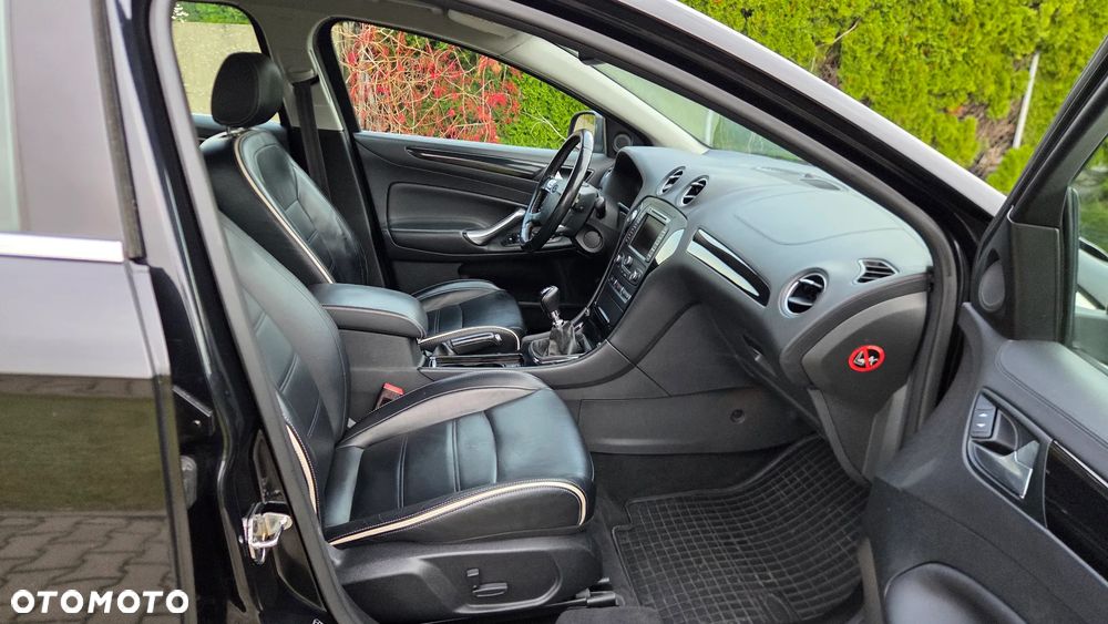 Ford Mondeo 2.0 TDCi Titanium X - 25