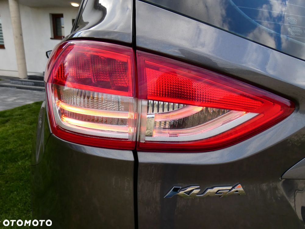 Ford Kuga 2.0 TDCi 4WD Titanium - 4