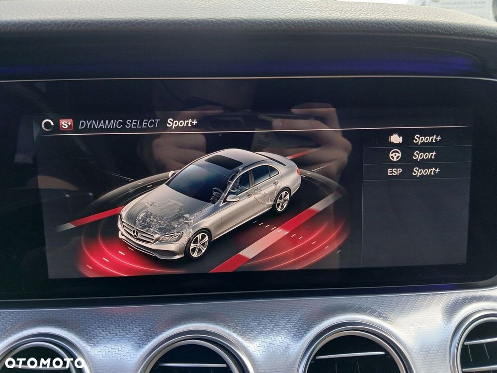 Mercedes-Benz Klasa E 220 d Avantgarde - 20