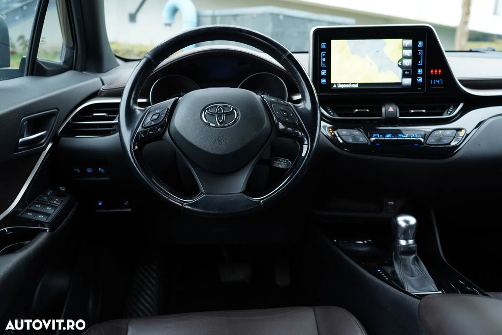 Toyota C-HR Hybrid Team Deutschland - 10