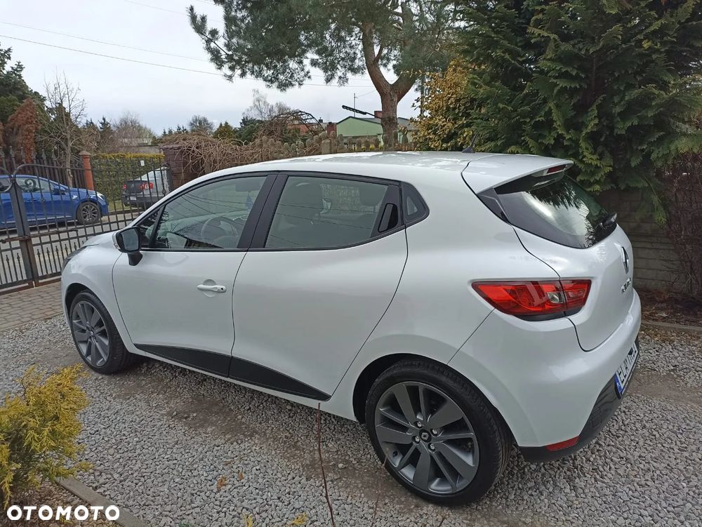 Renault Clio - 12