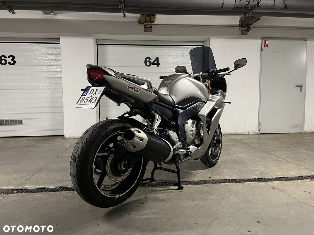 Yamaha FZ - 3