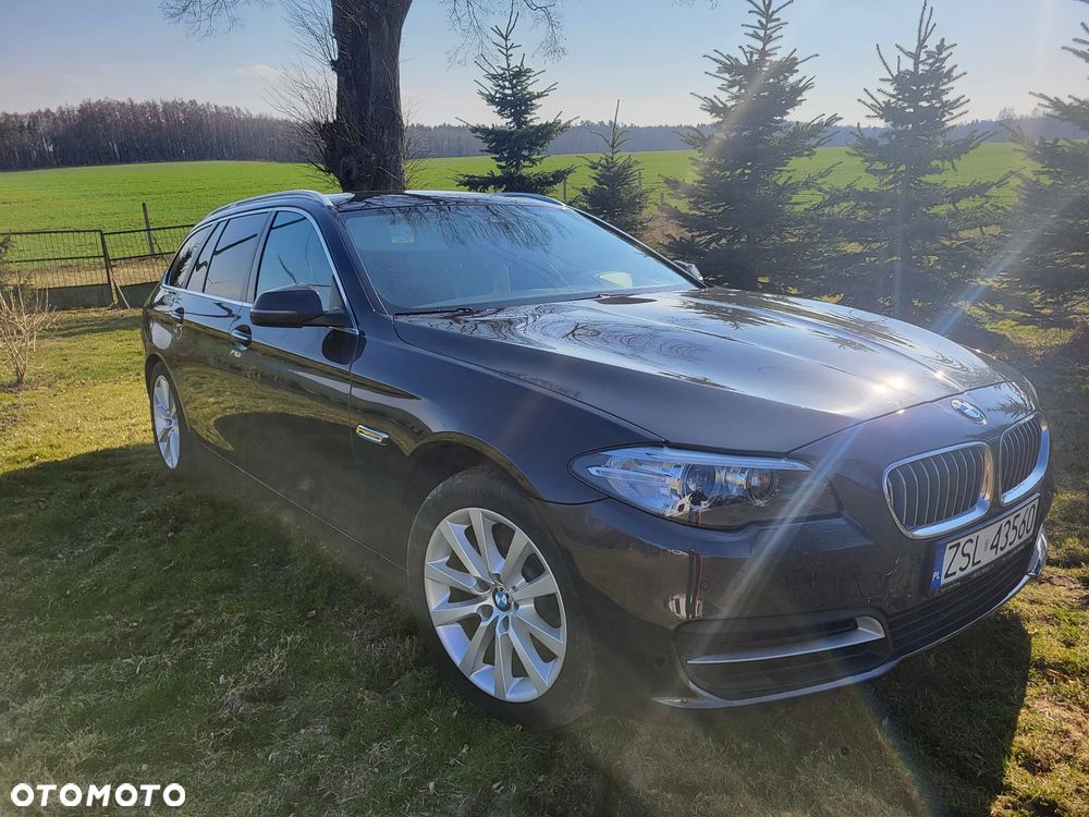 BMW Seria 5 520d xDrive - 4