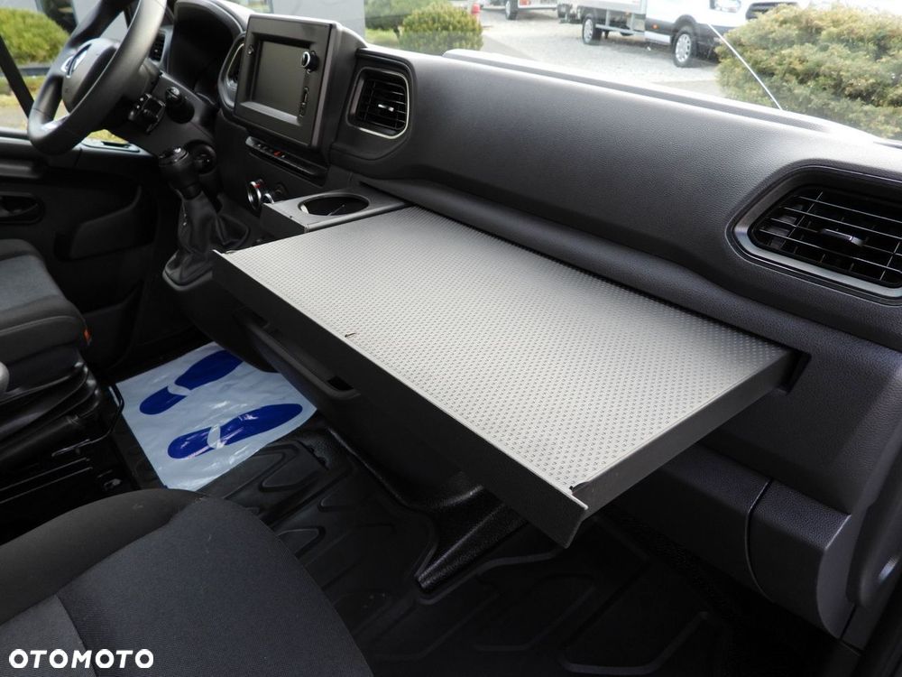 Renault MASTER PLANDEKA WINDA 9 PALET WEBASTO TEMPOMAT LEDY PNEUMATYKA KLIMATYZACJA  165KM - 39