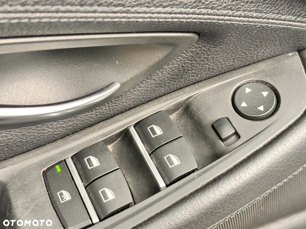 BMW Seria 5 - 16