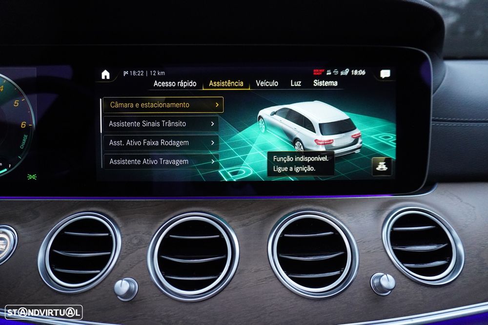 Mercedes-Benz E 300 de 4Matic 9G-TRONIC AMG Line - 25