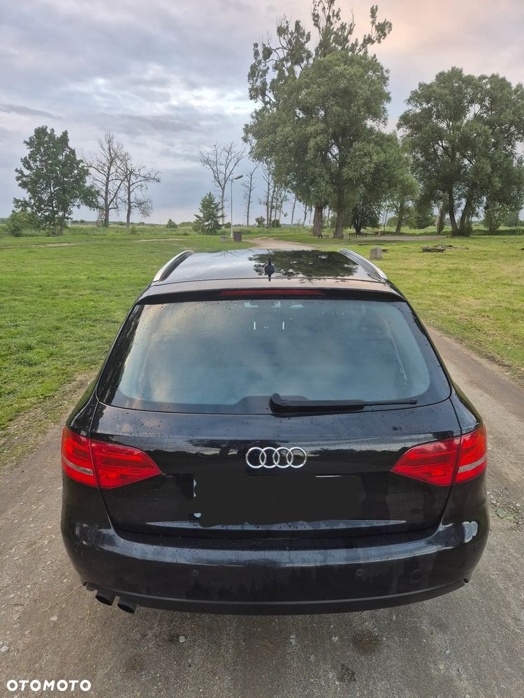 Audi A4 Avant - 2