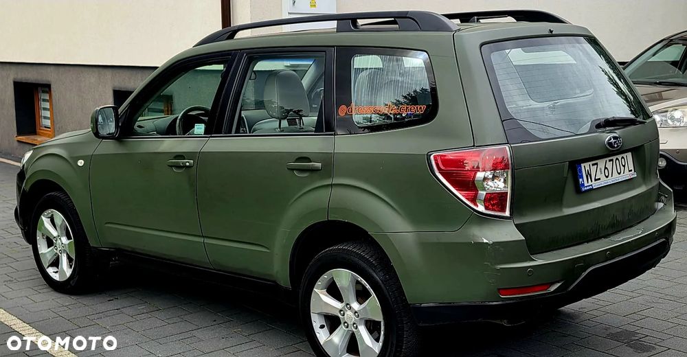 Subaru Forester 2.0D Exclusive - 9
