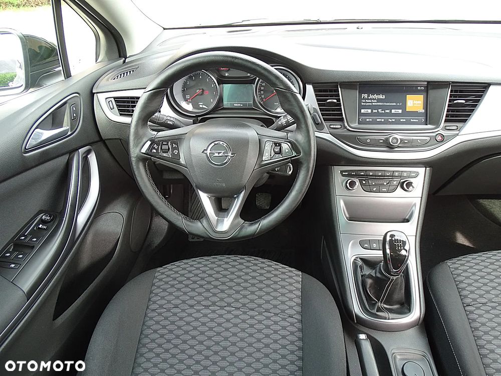 Opel Astra 1.4 Turbo Innovation - 31