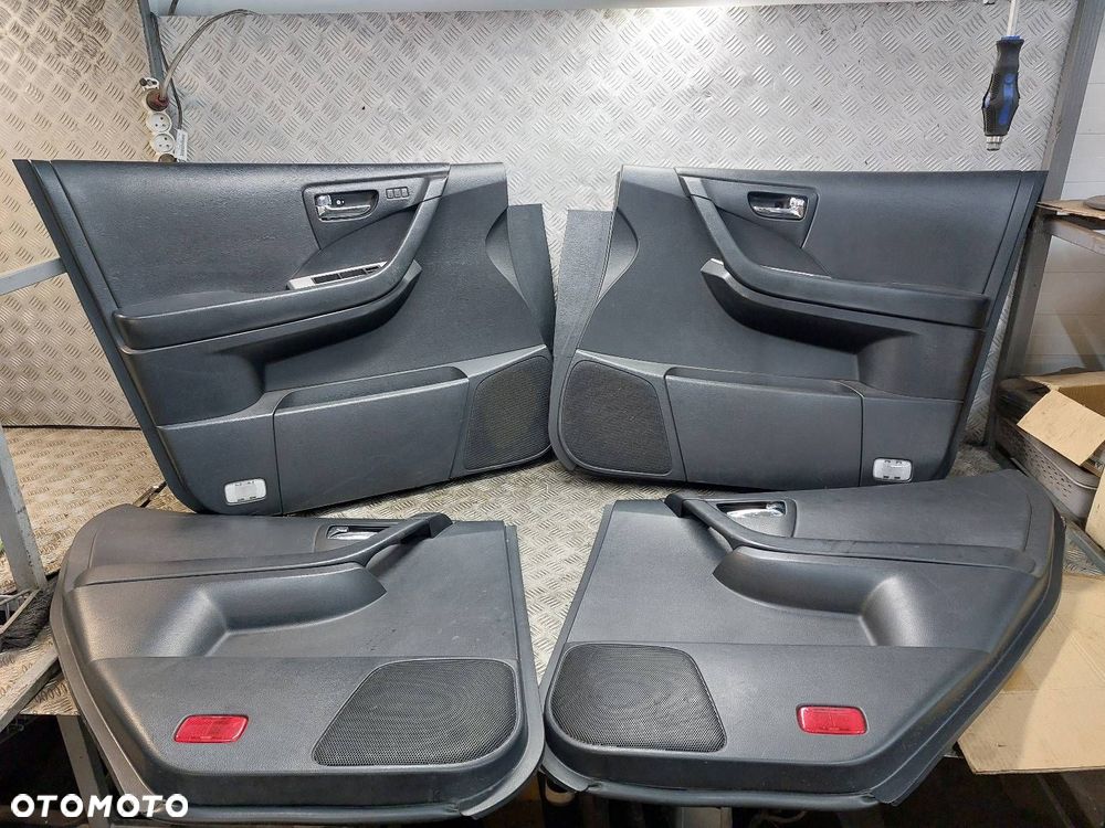 BOCZEK BOCZKI DRZWI KOMPLET NISSAN MURANO Z50 - 1
