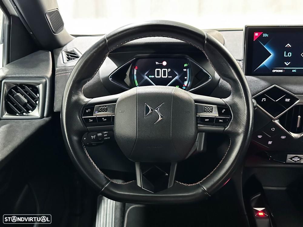 DS DS3 Crossback E-TENSE PERFORMANCE LINE - 21