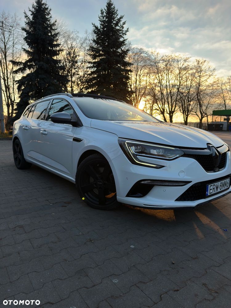 Renault Megane ENERGY TCe 205 EDC GT - 3