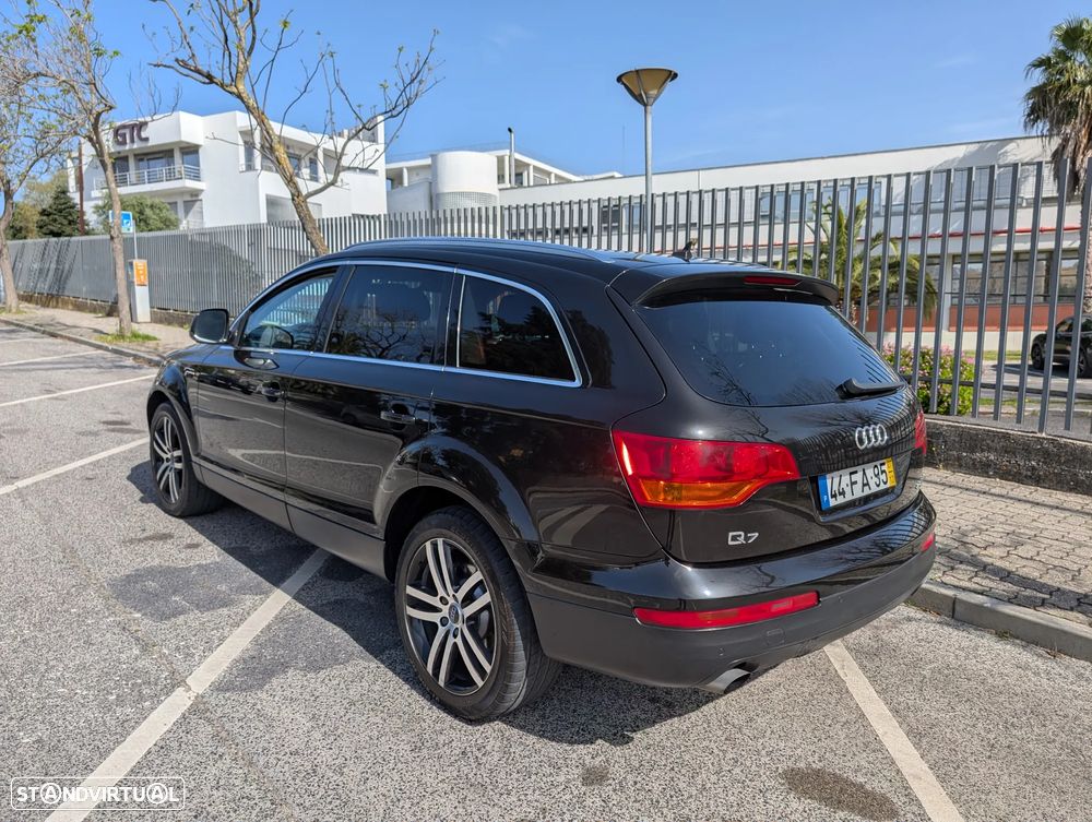 Audi Q7 3.0 TDI Sport Tiptronic - 3