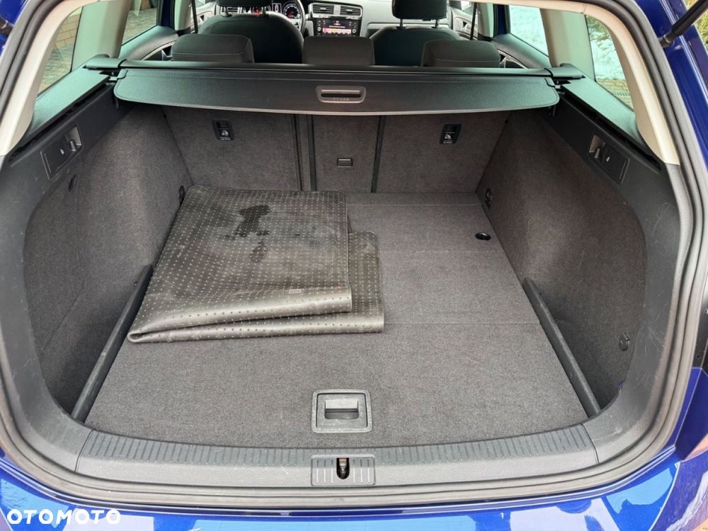 Volkswagen Golf - 14