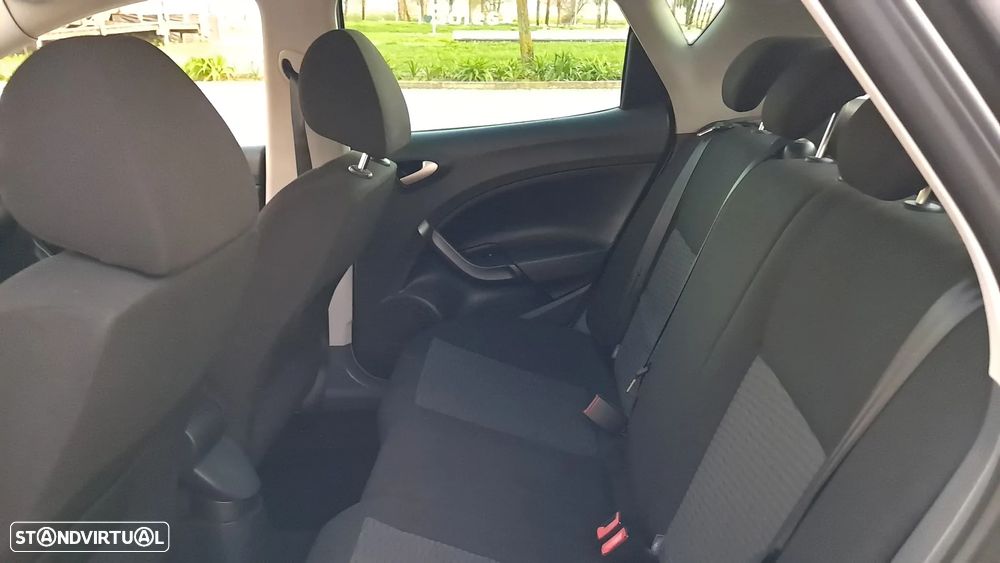 SEAT Ibiza 1.6 TDI Sport DPF - 18