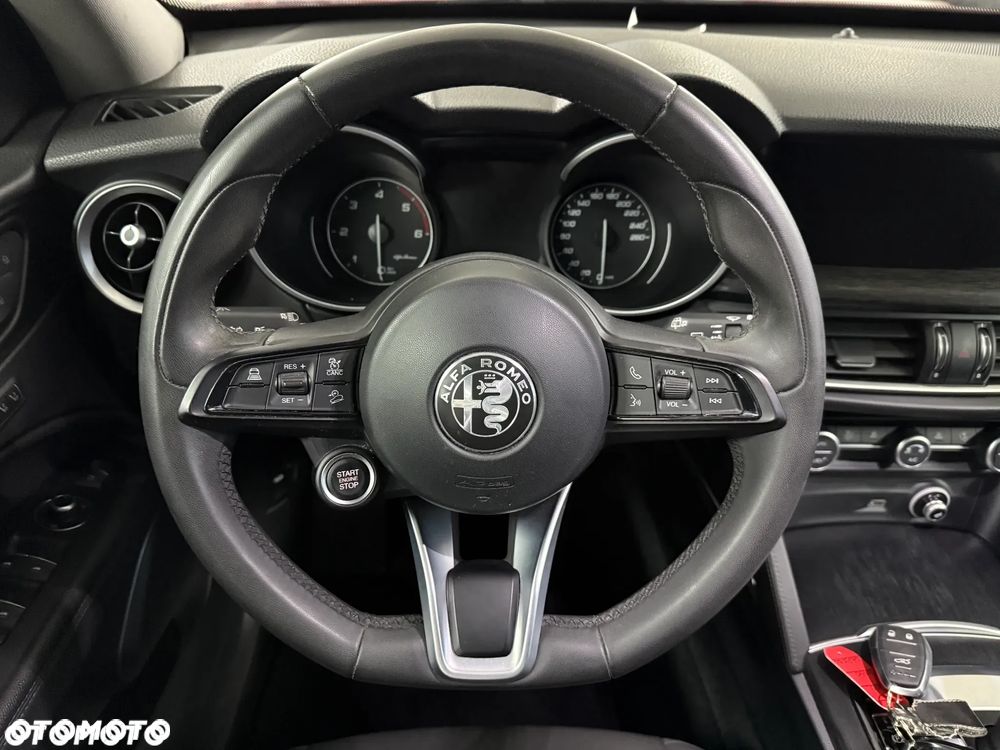 Alfa Romeo Stelvio 2.2 16V AT8 Q4 Business - 12