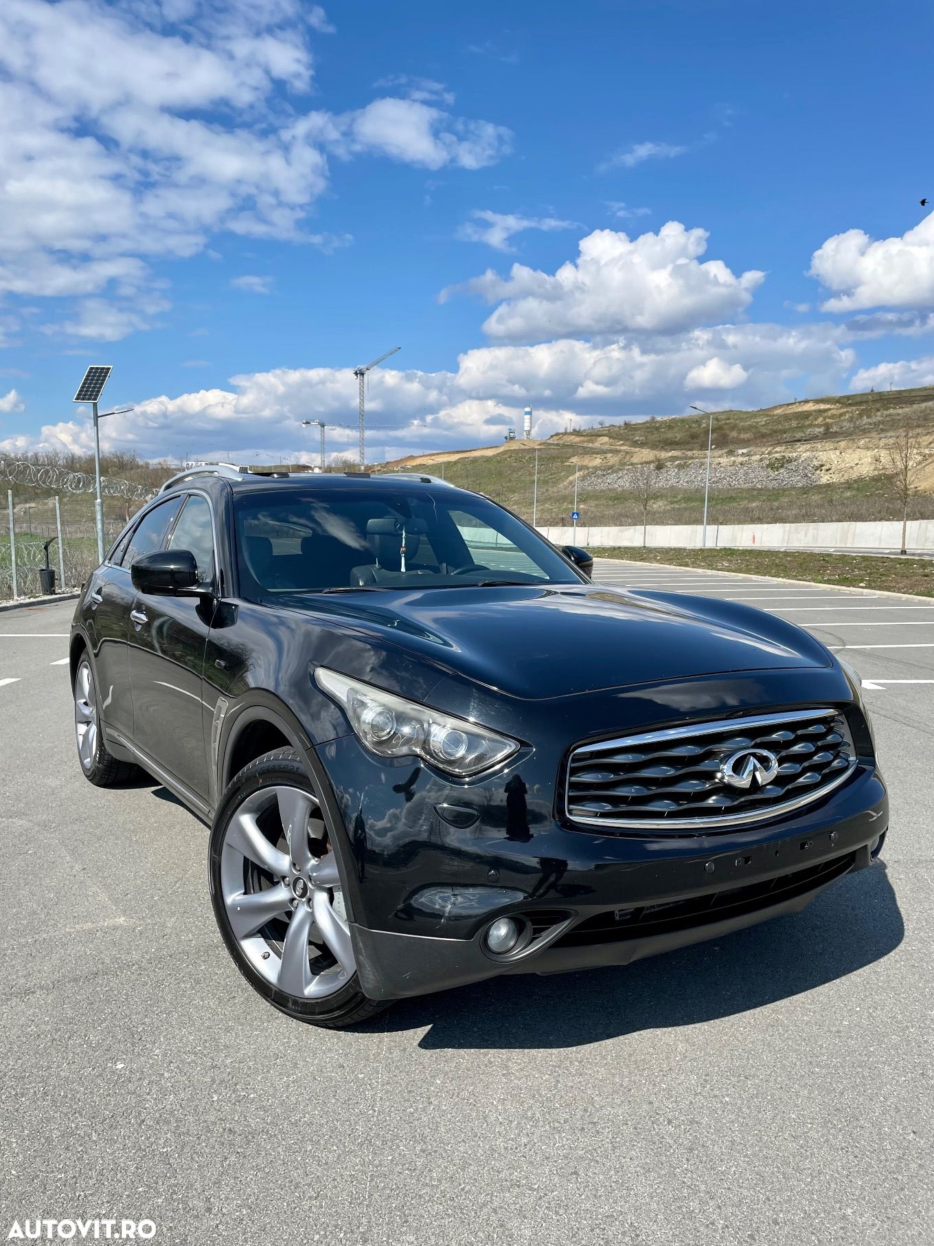 Infiniti FX 30 FX30d 3.0d V6 S Premium AWD - 1