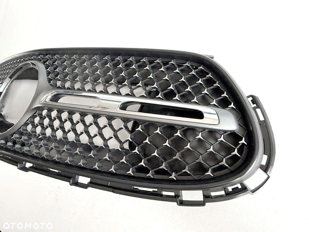 GRILL ATRAPA Mercedes W254 X254 GLC A254 - AMG Line, pod KAM - 2