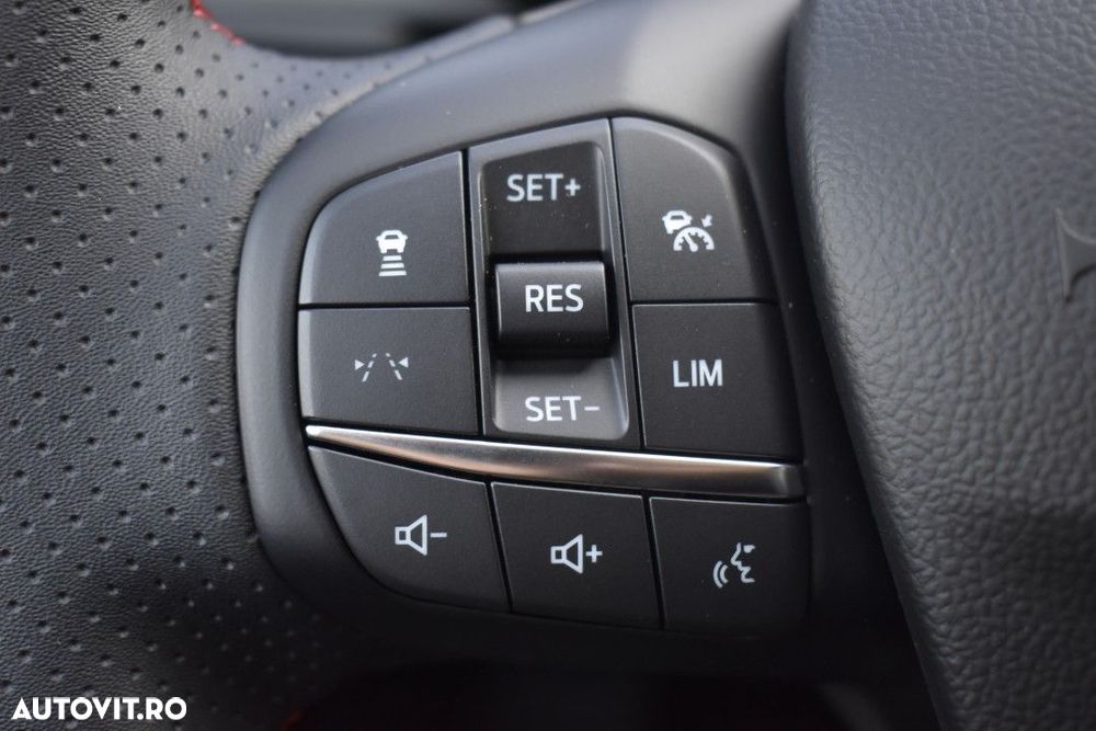 Ford Kuga 2.5 Duratec FWD PHEV ST-Line X - 30