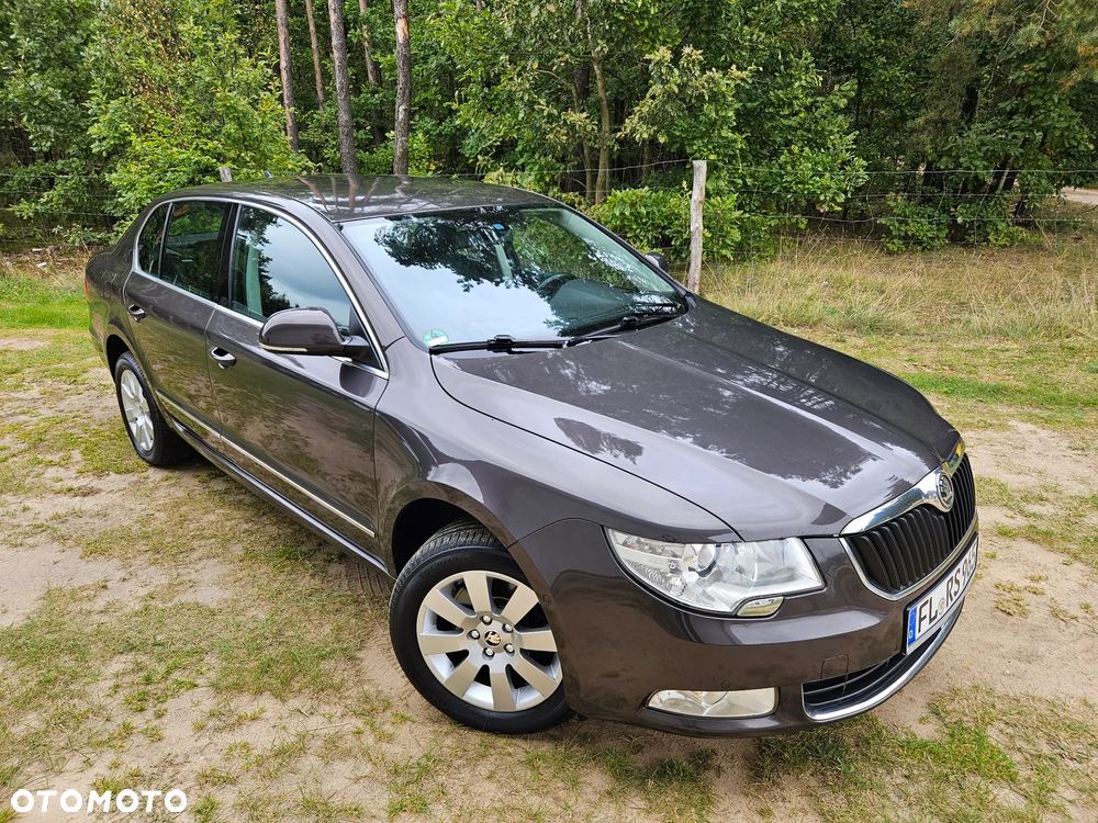 Skoda Superb 2.0 TDI 4x4 Elegance - 11