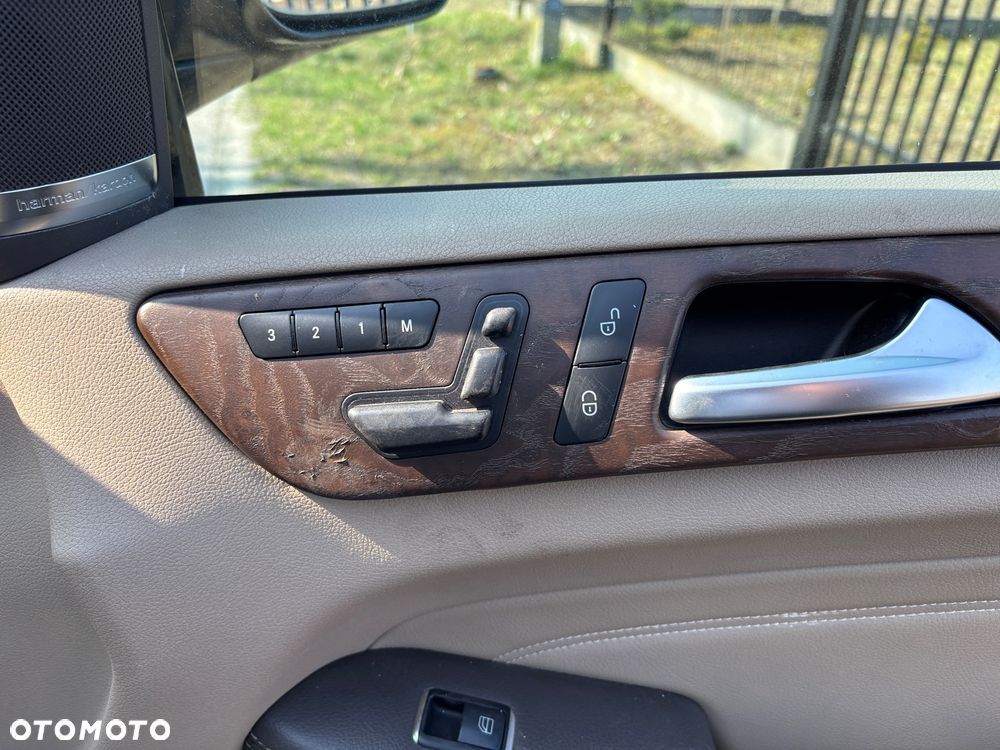 Mercedes-Benz ML - 20