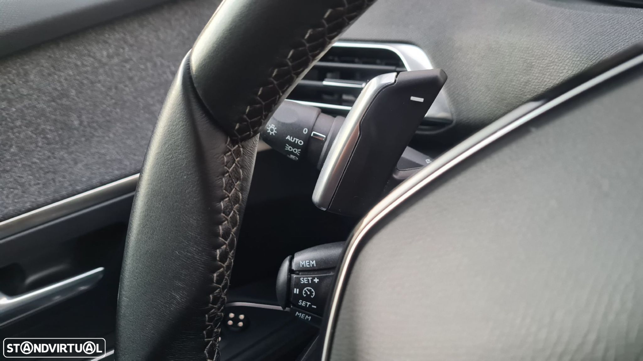 Peugeot 3008 - 14